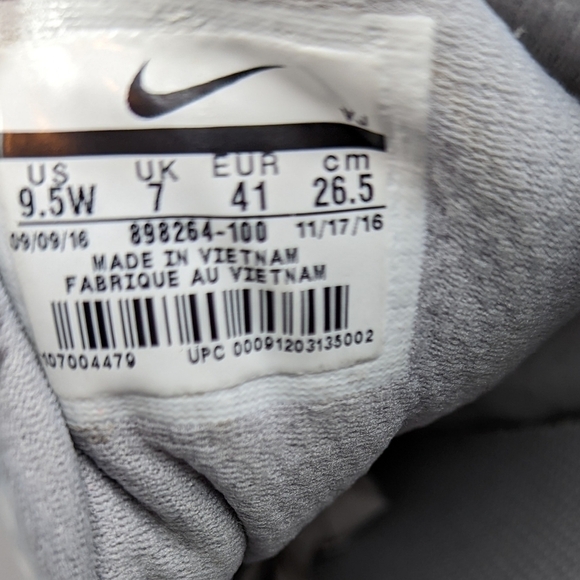 Nike Revolution 3 FlyEase white Running Shoes women's Size 9.5W   great conditio - Picture 10 of 11